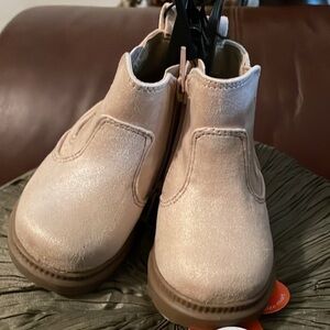 NWT~Babies SZ:3 (3-6M)Cream Boots w easy on side zipper None marking bottom NEW
